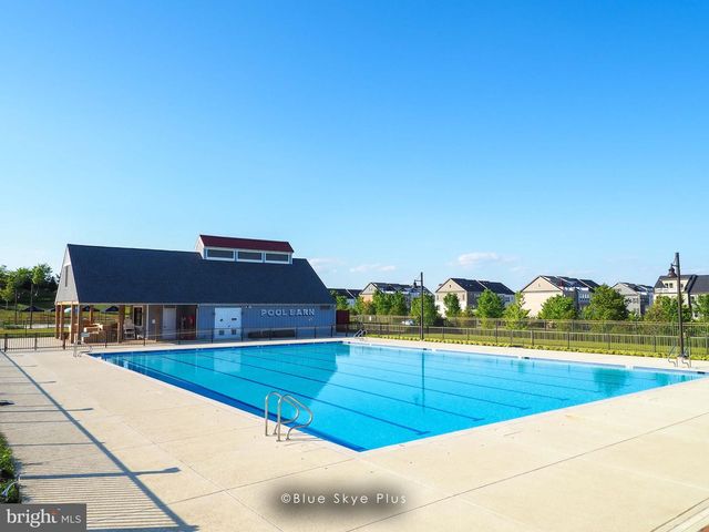 18359 MOSS GARDEN RD, Dumfries, VA 22026