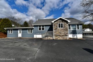 8 Birch Avenue, Lake George, NY 12845