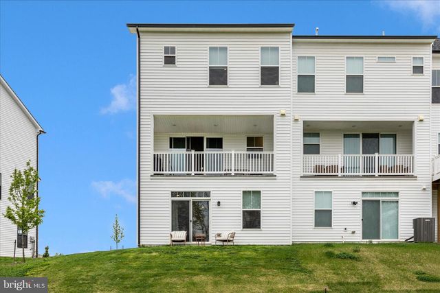 2010 ALICE CT, Frederick, MD 21702