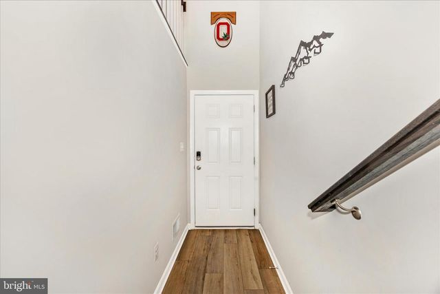 2010 ALICE CT, Frederick, MD 21702