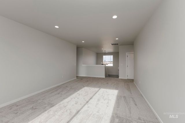 8294 E Bright Angel Dr, Nampa, ID 83687