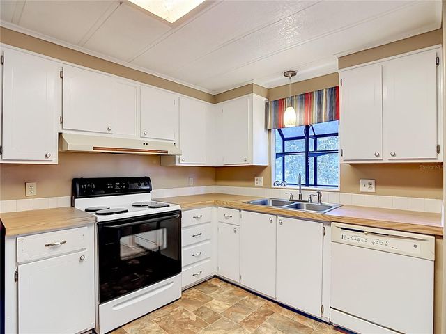 36912 CONLEY STREET, Zephyrhills, FL 33541