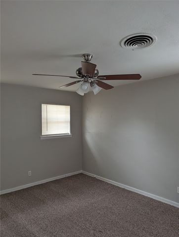 3204 Phoenix Drive, Fort Worth, TX 76116