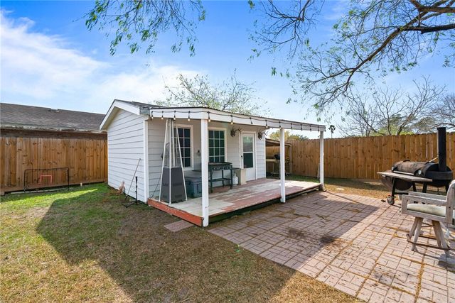 3965 Mollie Lane, Robstown, TX 78380