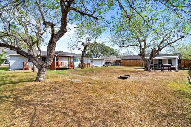 3965 Mollie Lane, Robstown, TX 78380