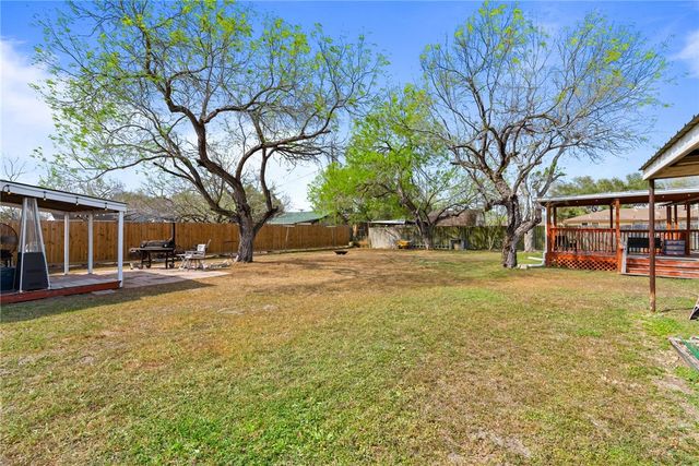 3965 Mollie Lane, Robstown, TX 78380