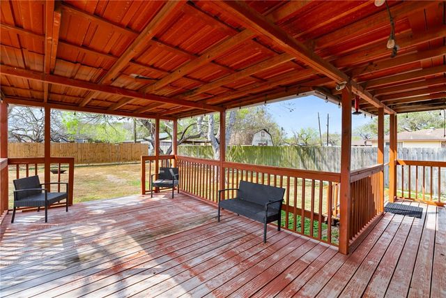 3965 Mollie Lane, Robstown, TX 78380