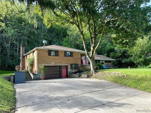4931 Creek Road Extension, Lewiston, NY 14092