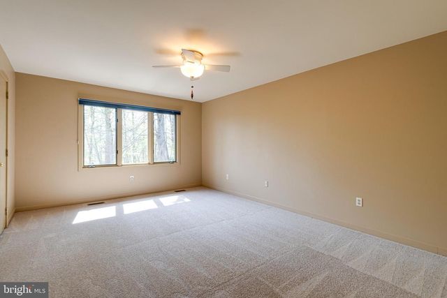 1038 HERSHEY MILL RD, West Chester, PA 19380