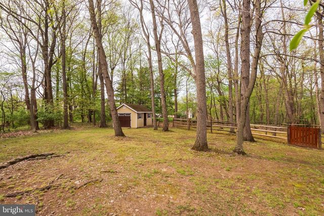 1038 HERSHEY MILL RD, West Chester, PA 19380