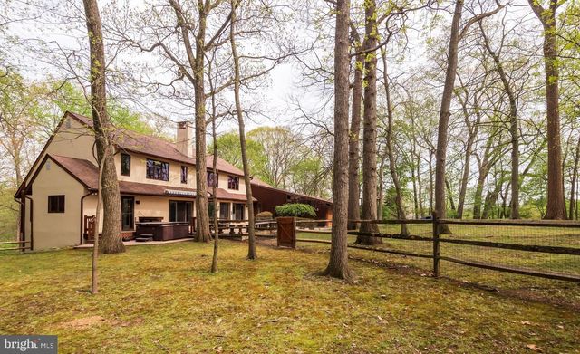 1038 HERSHEY MILL RD, West Chester, PA 19380