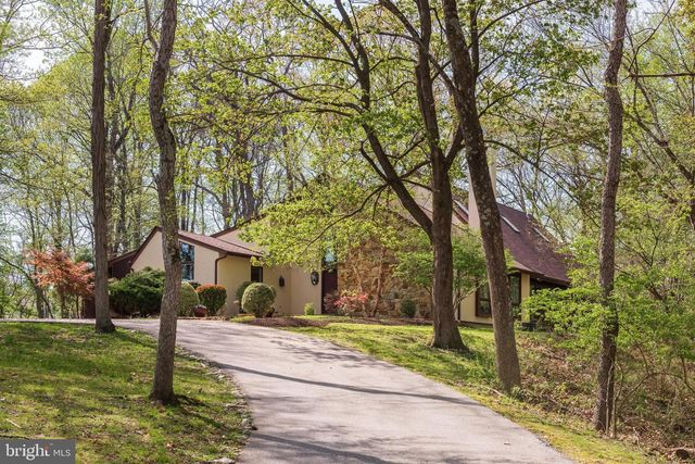 1038 HERSHEY MILL RD, West Chester, PA 19380