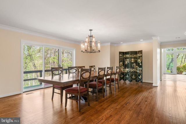 1038 HERSHEY MILL RD, West Chester, PA 19380