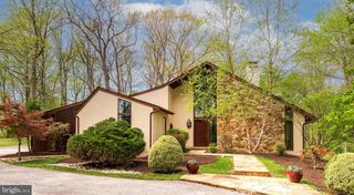 1038 HERSHEY MILL RD, West Chester, PA 19380