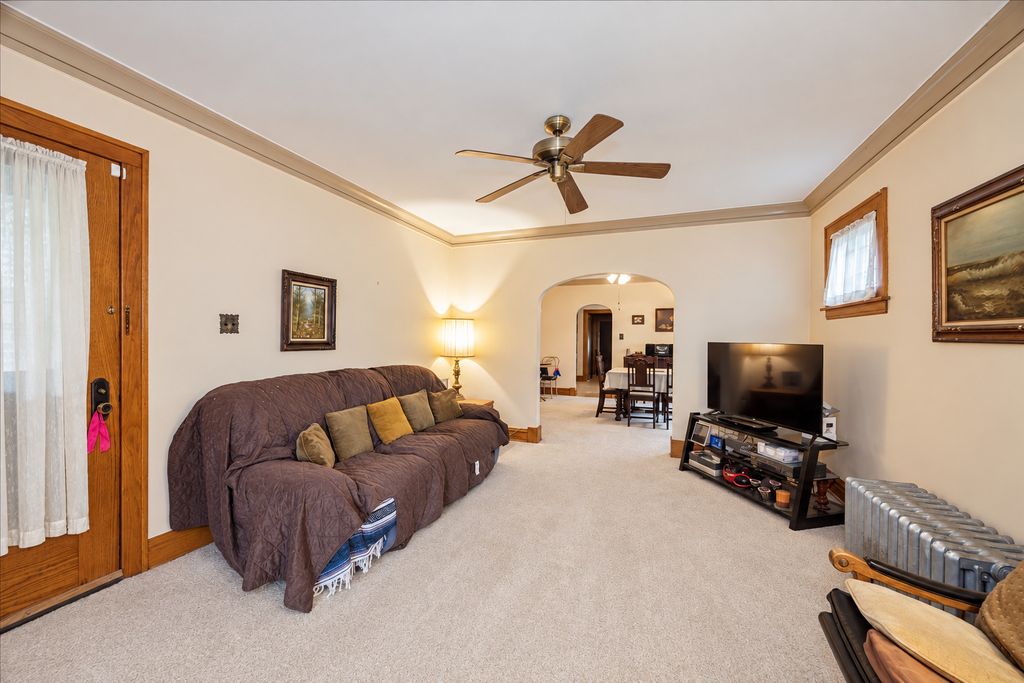 8010 44th Street, Lyons, IL 60534 — photo 2