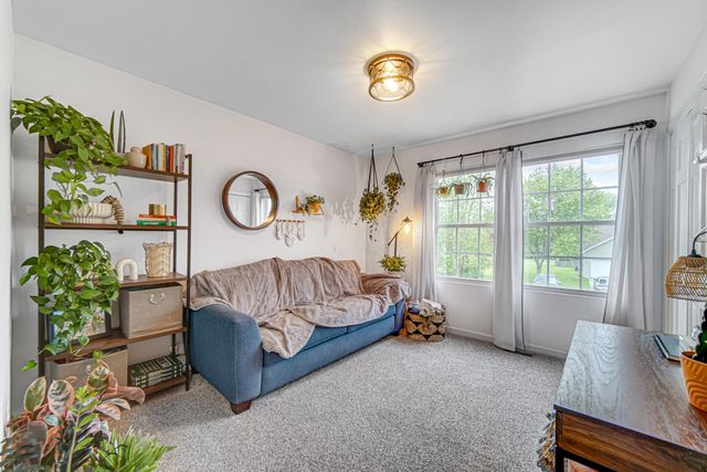 494 N 266 W, Valparaiso, IN 46385