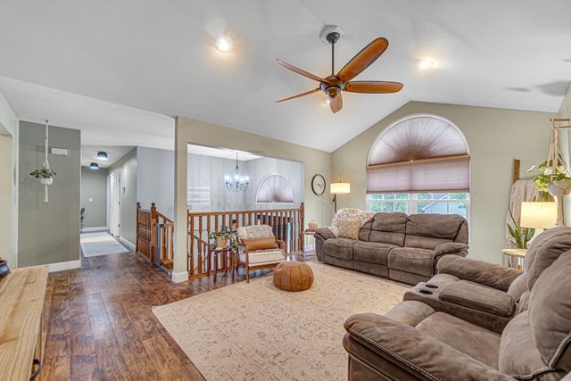 494 N 266 W, Valparaiso, IN 46385