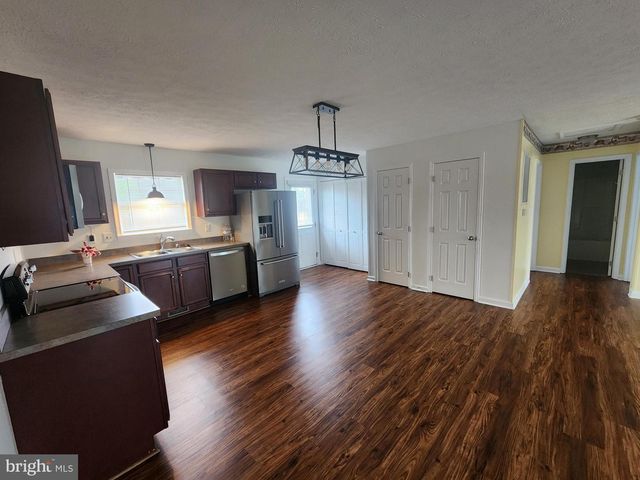 227 TATHER DR, Martinsburg, WV 25405