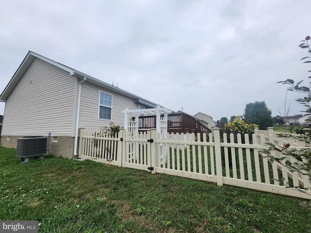 227 TATHER DR, Martinsburg, WV 25405