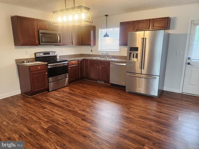227 TATHER DR, Martinsburg, WV 25405