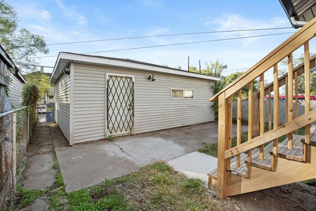 408 Pierce Street, Gary, IN 46402