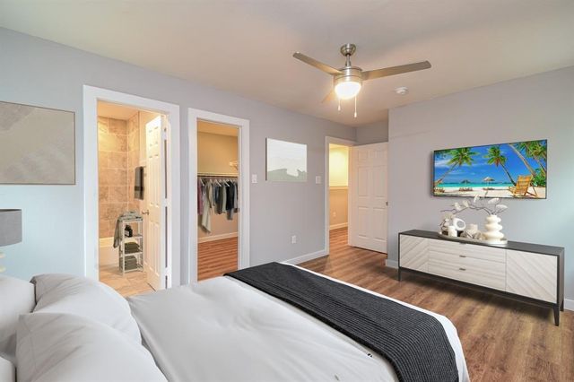 6008 Wedgefield Street A, Houston, TX 77028