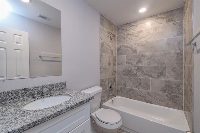 6008 Wedgefield Street A, Houston, TX 77028