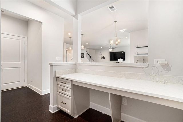 55 Clubhouse Way, Acworth, GA 30101