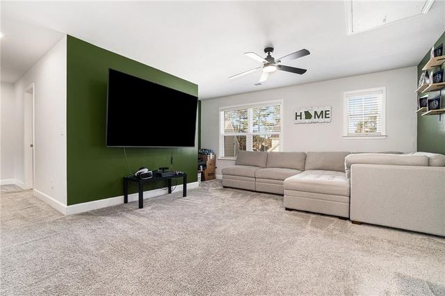 55 Clubhouse Way, Acworth, GA 30101