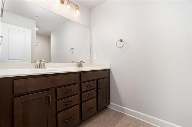 55 Clubhouse Way, Acworth, GA 30101