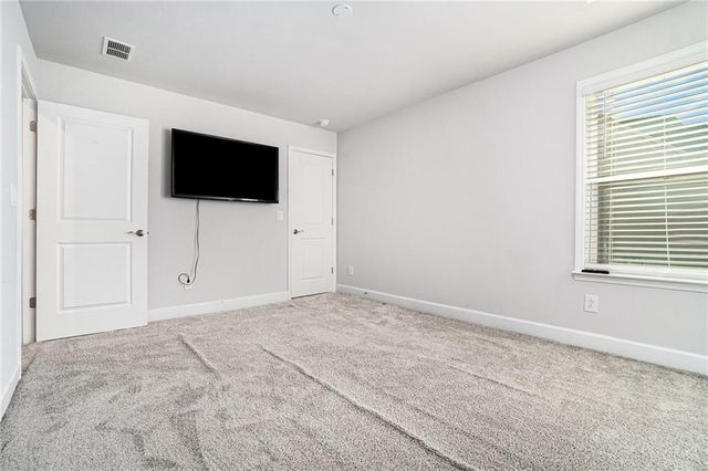 55 Clubhouse Way, Acworth, GA 30101