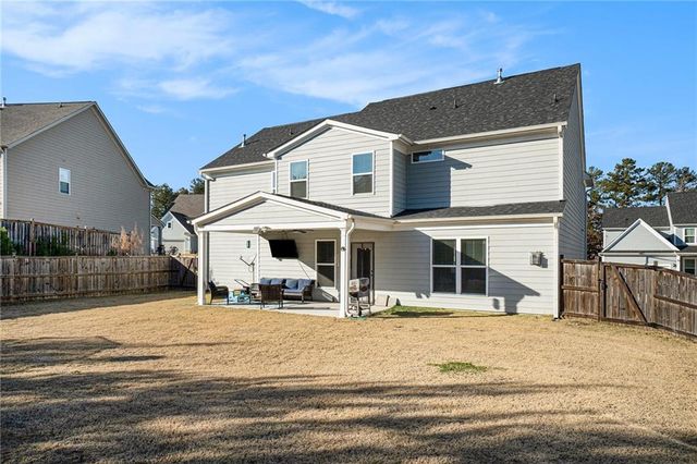 55 Clubhouse Way, Acworth, GA 30101