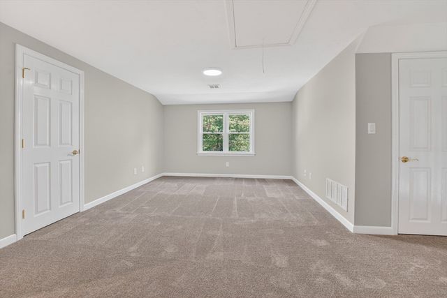 1 Melville Ct B, Bourne, MA 02559