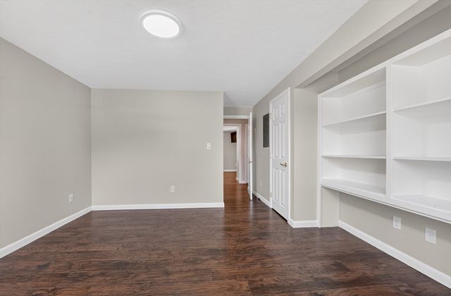 1 Melville Ct B, Bourne, MA 02559