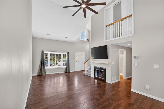 1 Melville Ct B, Bourne, MA 02559