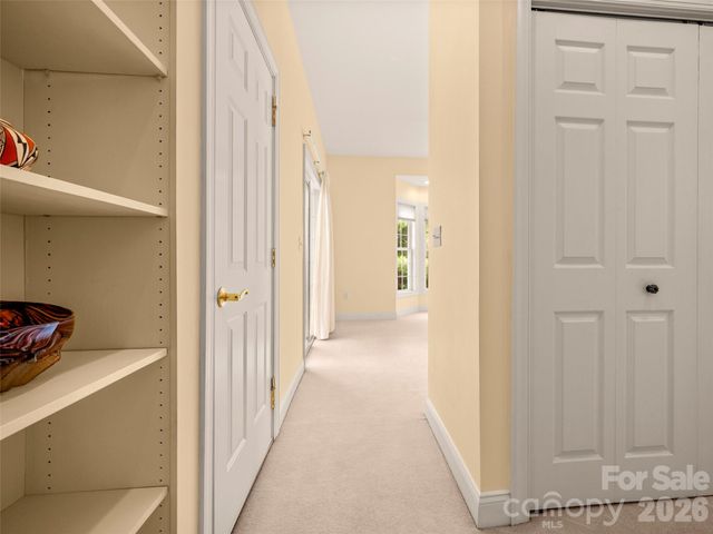90 Dunroy Drive, Hendersonville, NC 28739