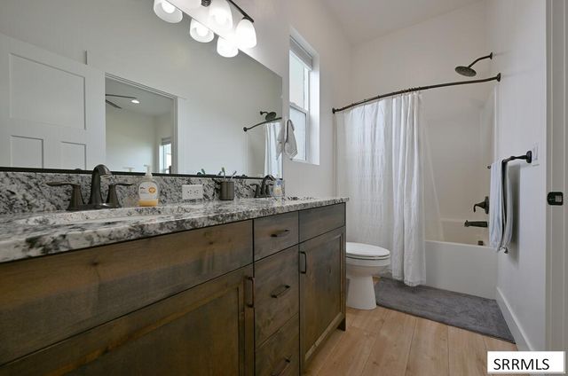 3903 N Livingston Avenue, Idaho Falls, ID 83401