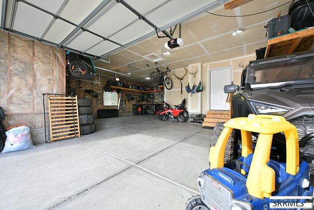 3903 N Livingston Avenue, Idaho Falls, ID 83401