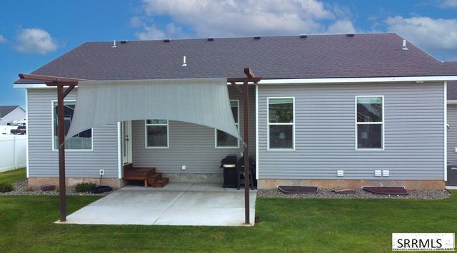3903 N Livingston Avenue, Idaho Falls, ID 83401
