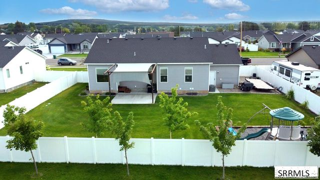 3903 N Livingston Avenue, Idaho Falls, ID 83401