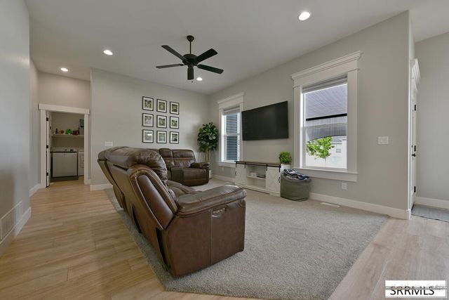 3903 N Livingston Avenue, Idaho Falls, ID 83401