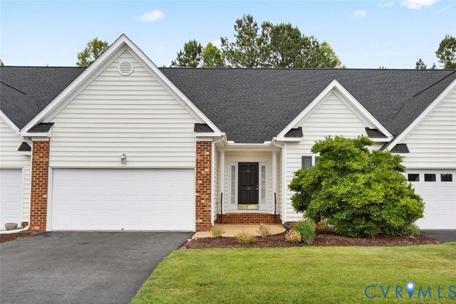 150 Carriage Point Ln, Glen Allen, VA 23059