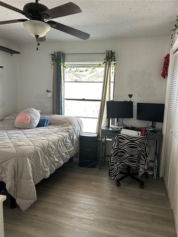 200 Gate Rd 207, Hollywood, FL 33024