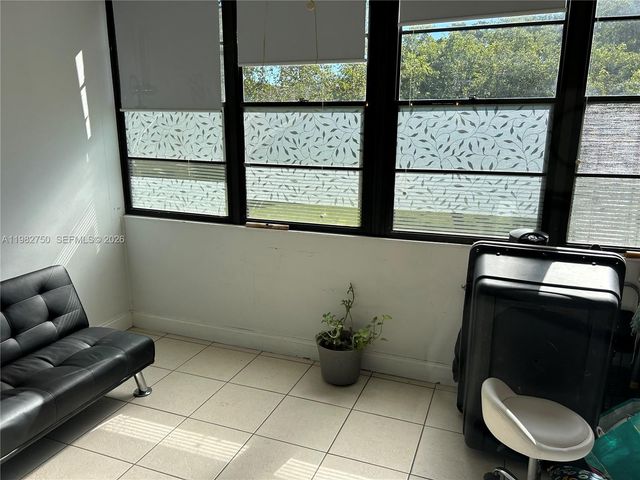 200 Gate Rd 207, Hollywood, FL 33024