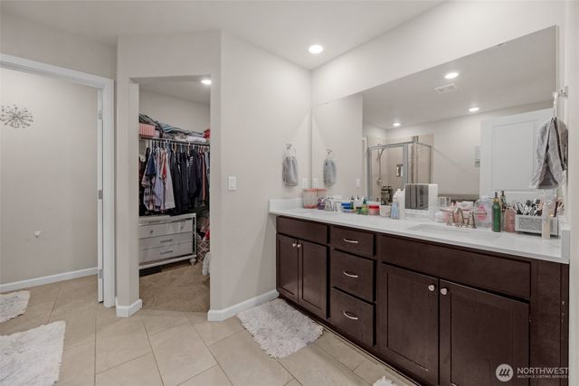 5733 86th Drive NE, Marysville, WA 98270
