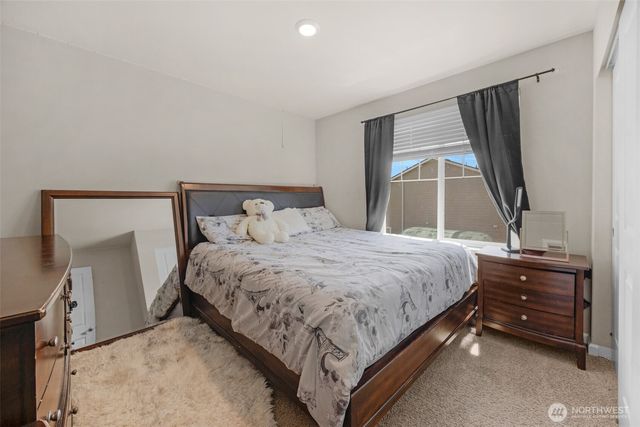 5733 86th Drive NE, Marysville, WA 98270