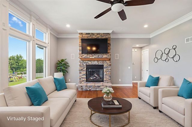 17153 BUCK RUN CT, Boonville, MO 65233