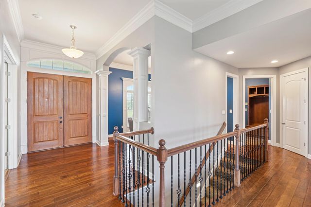 17153 BUCK RUN CT, Boonville, MO 65233