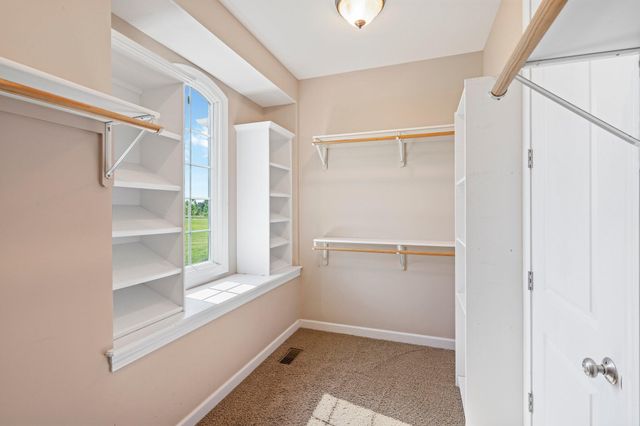 17153 BUCK RUN CT, Boonville, MO 65233