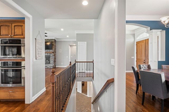 17153 BUCK RUN CT, Boonville, MO 65233